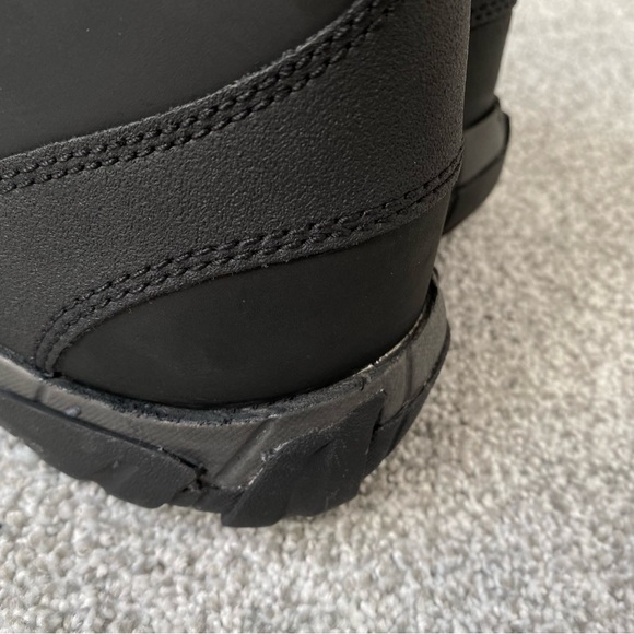 Men’s Clarks Grove Zip II Black Leather - Picture 8 of 11